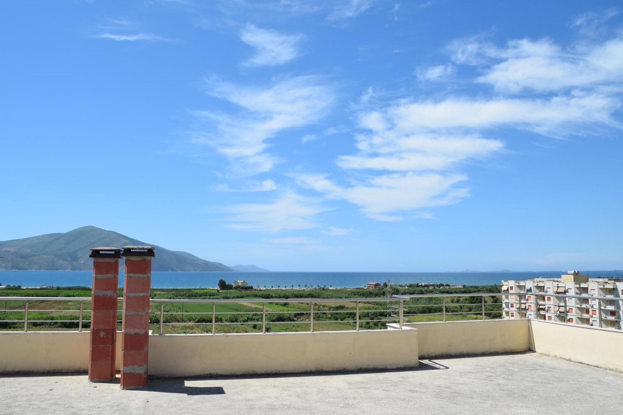 360 Degree Sea & Mountain Panorama View Apartments With Grand Terrace أوريكوم المظهر الخارجي الصورة